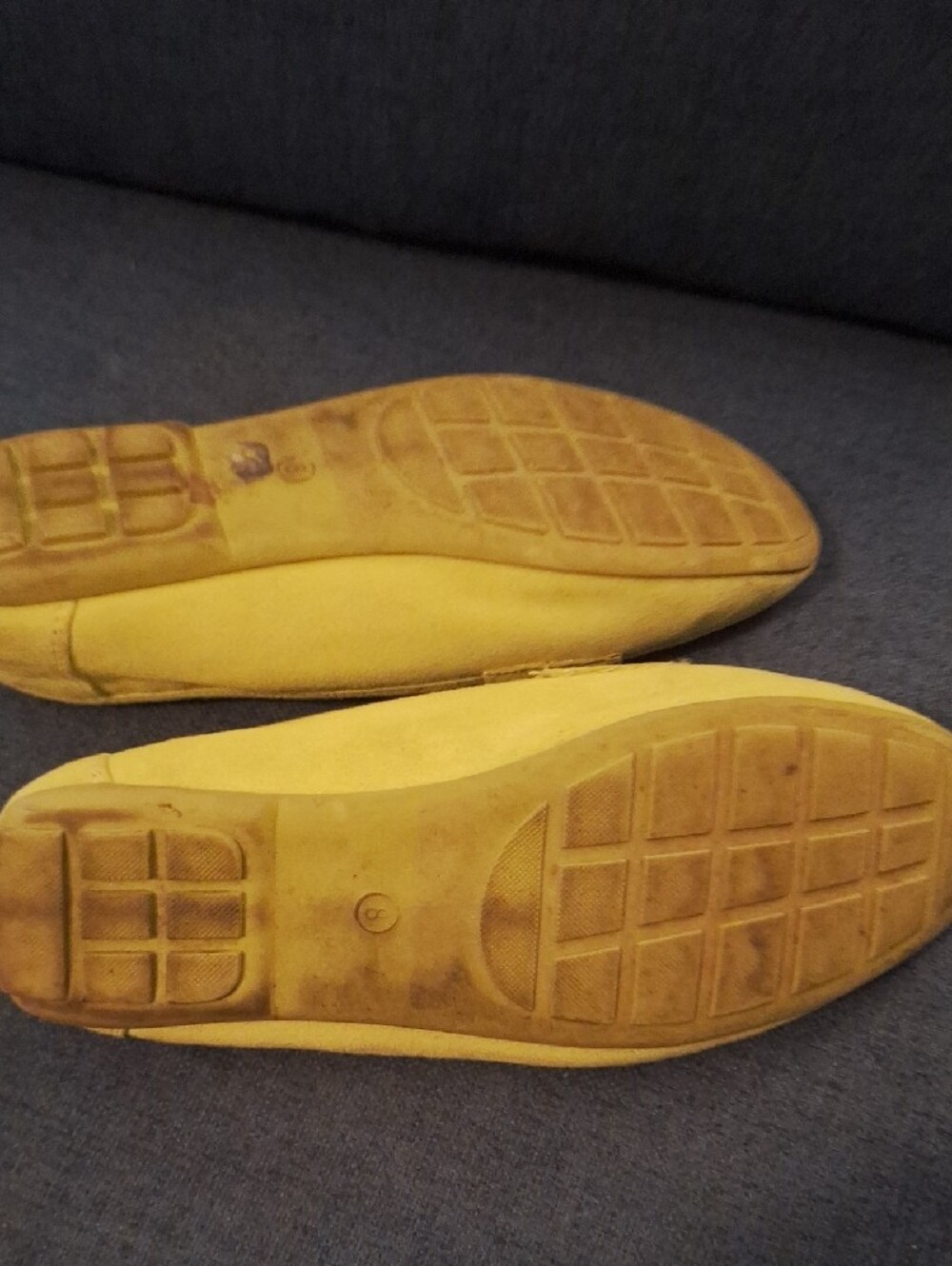 Women's Lime Fringe Loafers with Gold Accent - Picture 5 of 7